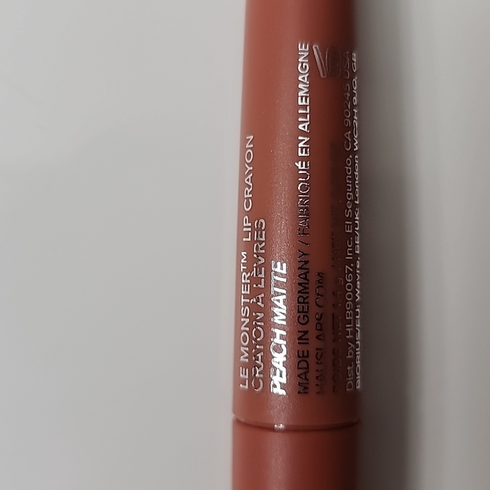 Haus Labs Le Monster Lip Crayon Peach Matte 1.4 g / 0.05 oz NWT - Picture 5 of 7